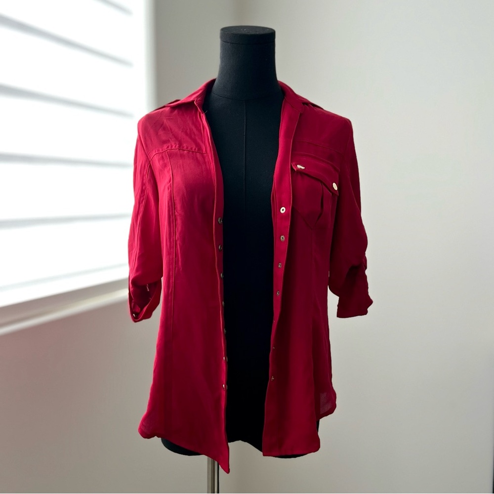 Bebe Sheer Buttonon Down Shirt with Gold Snap-on Buttons in Size XXS